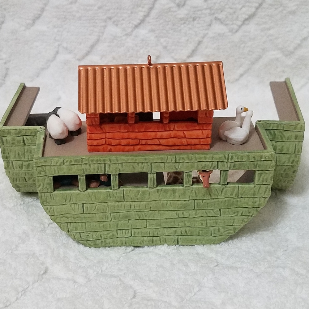 🎄Hallmark🎄Keepsake Noah's Ark Orn - Picture 3 of 8
